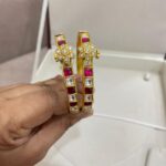 Jadau Kundan Bangles