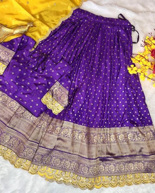 Lehenga Choli Under 2000
