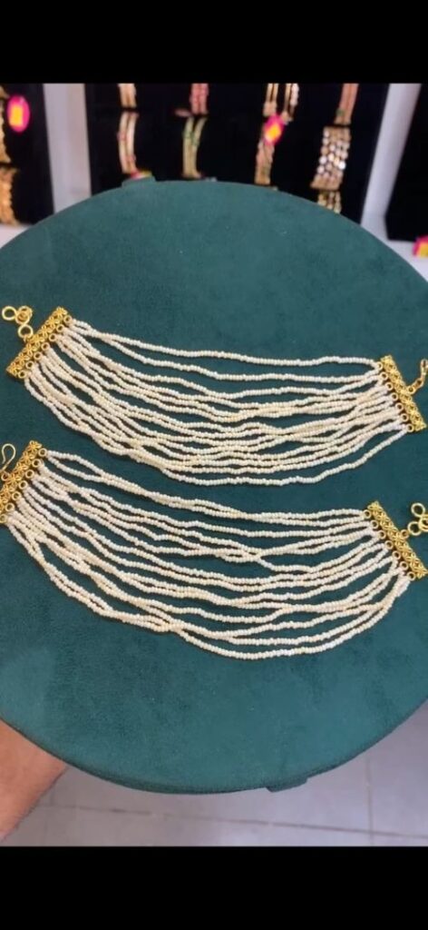 pearl chain