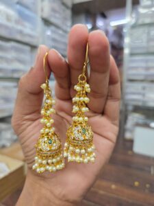 pearl jhumka earrings
