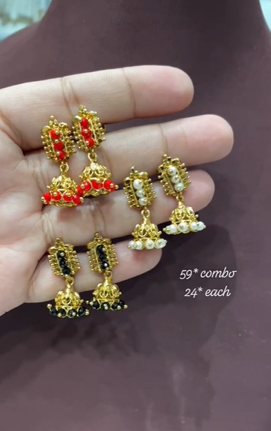 Gold Replica Earrings online
