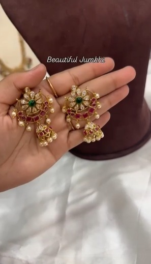 jadau kundan earrings