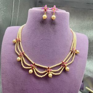 pearls necklace
