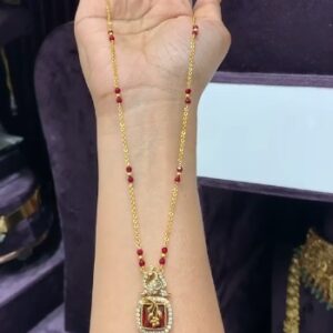 chain with pendant