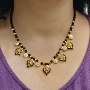 black beads chain