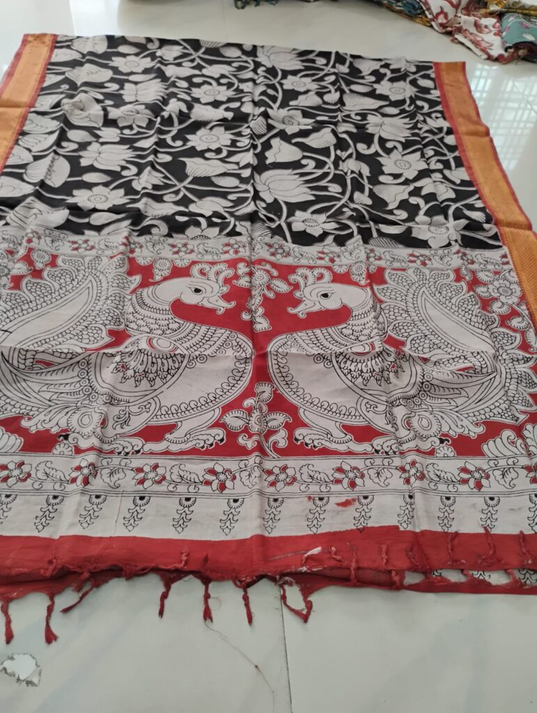 kalamkari nizam border dupattas