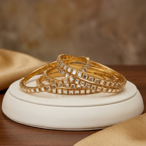 kundan bangles