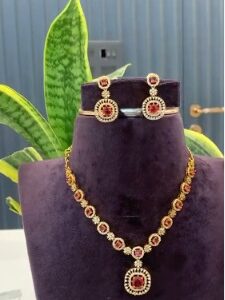 simple neckset