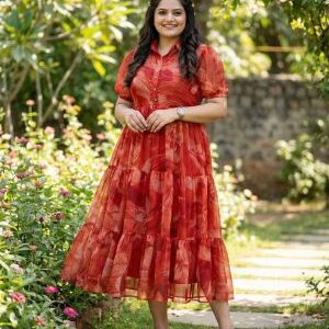 Shop Plus Size Georgette Dresses for Women online at the best price. Discover stylish designs, comfortable fits, and elegant looks for every occasion.