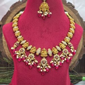 Nakshi Kempu Stone Necklace