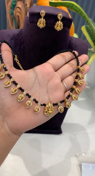 black beads necklace
