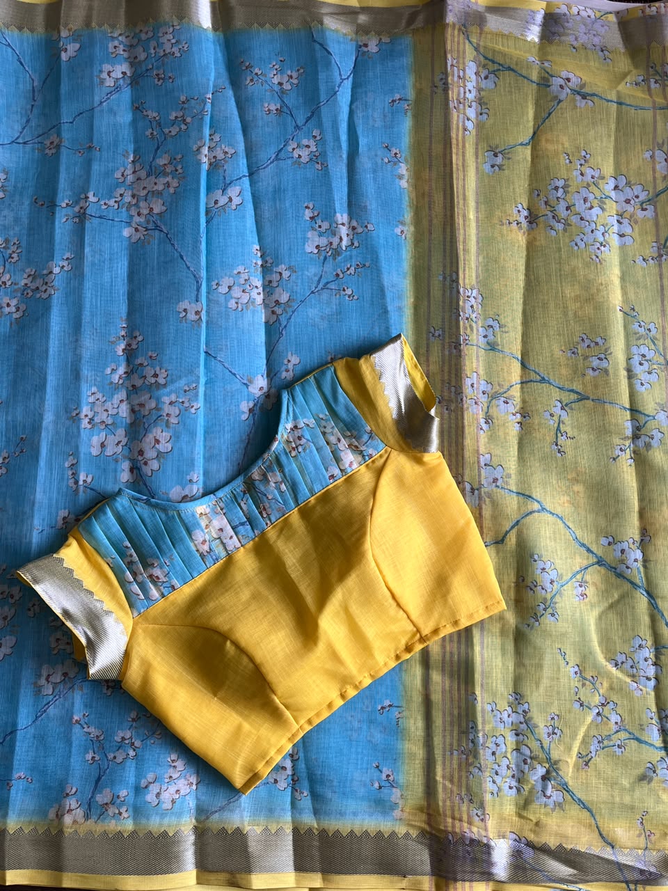 linen saree with blouse - Image 2