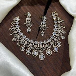 Victorian Jewellery Set